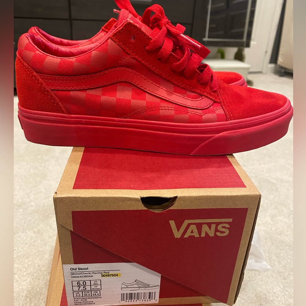 Red old school VANS woman’s 7.5 mens size 6